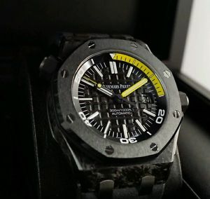 Audemars Piguet Royal Oak Offshore Diver CARBON
