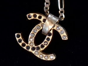 Authentic Chanel  Black & White Diamond CC Logos Vintage Pendant Necklace  $1200