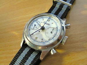 VINTAGE, MINERVA TWO REGISTER CHRONOGRAPH WRISTWATCH, 20CH, STLS/STL