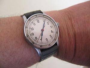 VINTAGE DOXA AVIATORS/PILOTS MILITARY TYPE MEN'S WRISTWATCH - INNER BEZEL