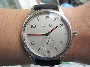 Nomos club datum  glashutte automatic  authentique