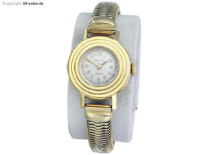 Movado 