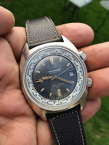 Vintage TECHNOS Sky Diver Watch 250M