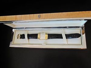 CONCORD CRYSTALE 18K YELLOW GOLD WATCH