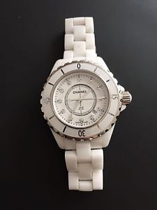 Authentic Chanel J12 White Ceramic 33mm Ladies Watch H0968
