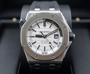 Audemars PIGUET ROYAL OAK OFFSHORE DIVER 15710ST WHITE DIAL BRAND NEW WRISTWATCH