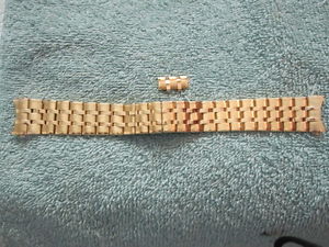 18K- 20mm Universal Geneve Solid Gold Watch Bracelet- 64.4 grams