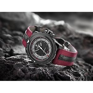 Victorinox Swiss Army Alpnach Mechanical 241686 Automatic Mens Watch massive