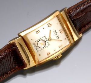 Gruen Curvex Watch with Rare 14K Gold Case Design with Fancy Lugs C. 1940s