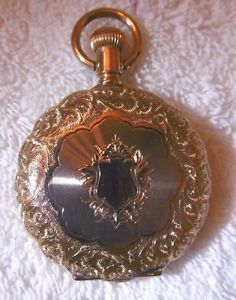 E HOWARD & CO.  14k G SIZE LADIES H/C SCALLOPED EDGE WATCH 6S E.H. MARKED CASE