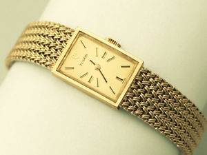 Vintage, Analog Tudor 9k Yellow Gold Women's Wrist Watch - 1974