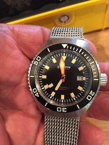 ZIXEN HELIOX 3000 METER DIVER.   New In Plastic ZIXEN'S Best Diver
