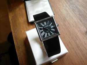 Chanel Mademoiselle Quartz Watch H0525