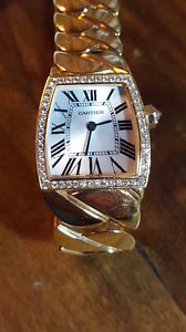 18k Yellow Gold Cartier La Dona ladies watch with Diamond Bezel we60040h Perfect