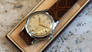 VINTAGE 1940s TUDOR WATCH REF. 4540 WITH ORIGINAL BOX