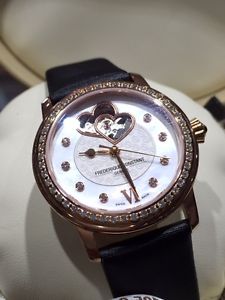 Frederique Constant World Heart Mother of Pearl Dial Rose Gold-plated Ladies